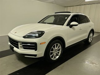 Certified 2024 Porsche Cayenne image 1