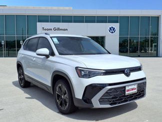 New 2025 Volkswagen Taos SE image 1