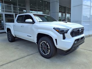 New 2025 Toyota Tacoma TRD Sport w/ TRD Sport Upgrade Package image 1