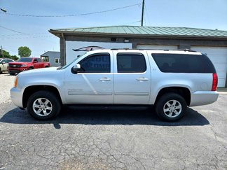 Used 2013 GMC Yukon XL SLT image 1