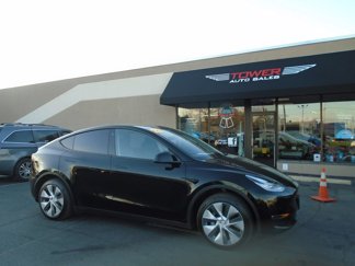 Used 2022 Tesla Model Y Long Range image 1