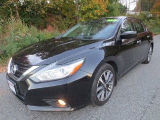 Used 2017 Nissan Altima 2.5 SV image 1