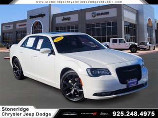 Used 2023 Chrysler 300 S image 1
