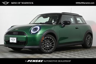 Used 2025 MINI Cooper 2-Door Hardtop image 1