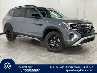 New 2026 Volkswagen Atlas Peak Edition image 1