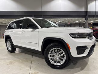 New 2025 Jeep Grand Cherokee Laredo X w/ Luxury Tech Group I image 1
