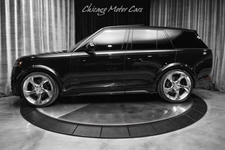 Used 2025 Land Rover Range Rover SE image 1