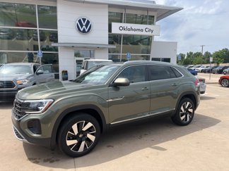 New 2025 Volkswagen Atlas Cross Sport SEL image 1