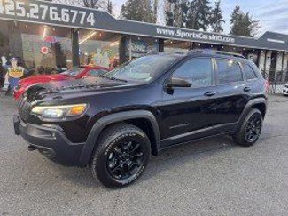 Used 2019 Jeep Cherokee Trailhawk image 1