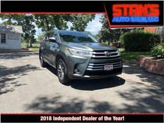 Used 2017 Toyota Highlander XLE image 1