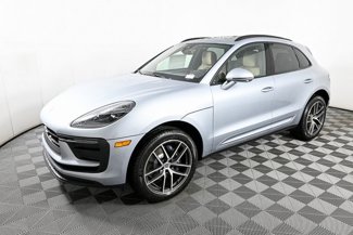 Used 2025 Porsche Macan image 1