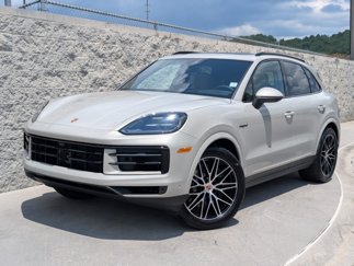 New 2025 Porsche Cayenne E-Hybrid image 1