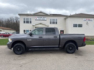 Used 2017 RAM 1500 Express image 1
