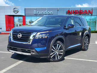 New 2025 Nissan Pathfinder Platinum image 1