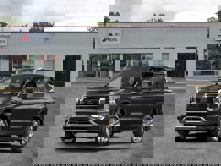 New 2025 Mitsubishi Outlander SE image 1