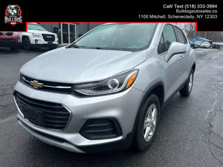 Used 2018 Chevrolet Trax LT w/ LT Convenience Package image 1
