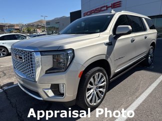 Used 2022 GMC Yukon XL Denali w/ Denali Premium Package image 1