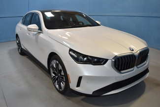 New 2026 BMW 530i xDrive w/ Executive Package video 1