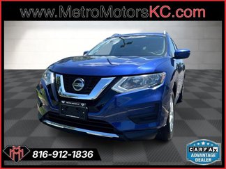 Used 2018 Nissan Rogue SV image 1