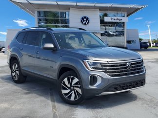 New 2025 Volkswagen Atlas SE image 1