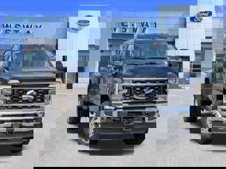 New 2025 Ford F350 XL image 1