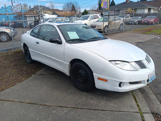 Used 2005 Pontiac Sunfire Coupe w/ 1SB Preferred Equipment Group image 1