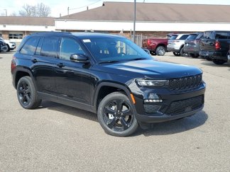 New 2025 Jeep Grand Cherokee Limited w/ Black Appearance Package image 1