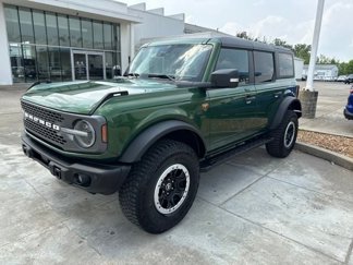 Used 2023 Ford Bronco Badlands image 1