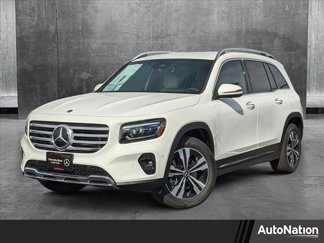 New 2025 Mercedes-Benz GLB 250 4MATIC image 1