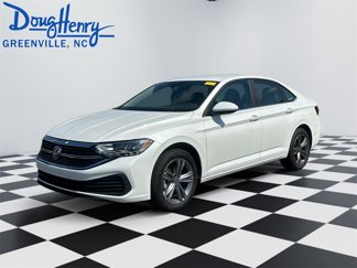 Used 2023 Volkswagen Jetta SE image 1
