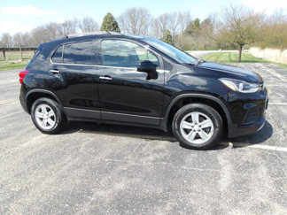 Used 2019 Chevrolet Trax LT w/ LT Convenience Package image 1