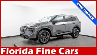 Used 2025 Nissan Rogue SV image 1