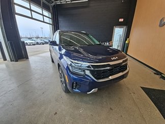 Certified 2024 Kia Seltos SX w/ SX Sunroof Package image 1