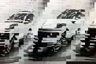 Certified 2024 Porsche Cayenne image 1