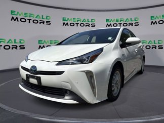 Used 2019 Toyota Prius XLE image 1