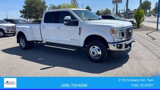 Used 2022 Ford F350 Lariat image 1