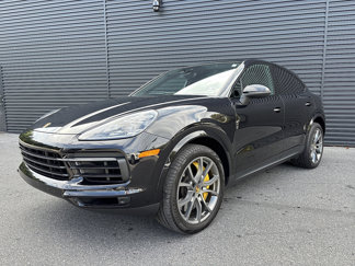 Certified 2021 Porsche Cayenne S image 1