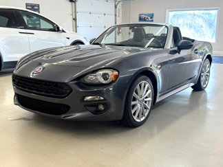 Used 2017 FIAT 124 Spider Lusso image 1