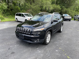 Used 2018 Jeep Cherokee Latitude w/ Safety Group image 1