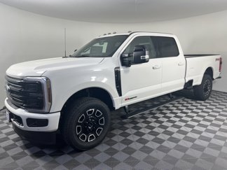 New 2025 Ford F350 4x4 Crew Cab Super Duty image 1