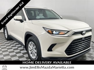 Used 2024 Toyota Grand Highlander XLE image 1