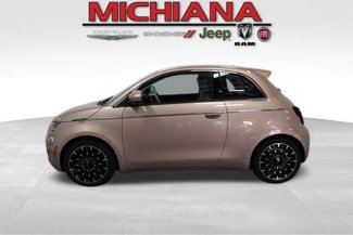 New 2024 FIAT 500 e image 1