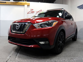 Used 2020 Nissan Kicks SR w/ Exterior Package image 1