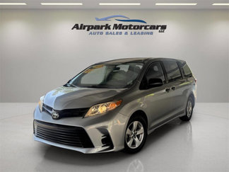 Used 2019 Toyota Sienna L image 1