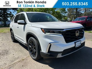 New 2025 Honda Pilot Touring image 1