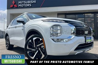 New 2025 Mitsubishi Outlander SEL image 1