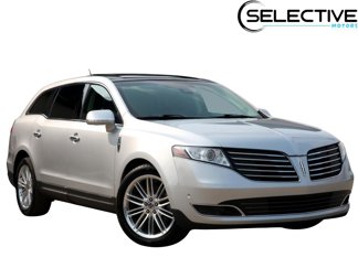 Used 2019 Lincoln MKT AWD image 1