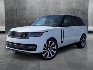 New 2025 Land Rover Range Rover SE image 1