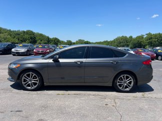 Used 2017 Ford Fusion SE w/ Equipment Group 201A image 1