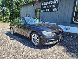 Used 2017 BMW 320i xDrive Sedan image 1